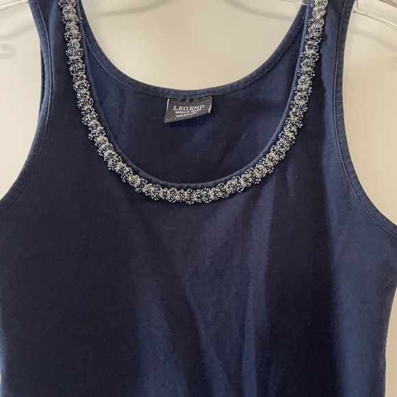 Top - Picture 2 of 2